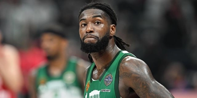 Ξέσπασε η σύζυγος του Λεσόρ για ρατσιστική μεταμφίεση στο καρναβάλι