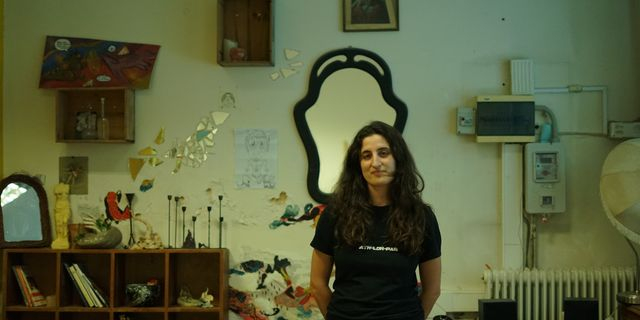 Το “κορίτσι που γ@μ@ει βουνά” από σήμερα στον Κεραμεικό