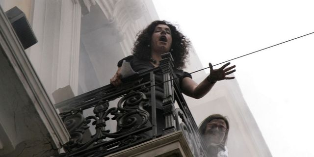 Marfin: Η γυναίκα στο μπαλκόνι θυμάται τον εφιάλτη που έζησε – “Ο απόλυτος τρόμος για 40 λεπτά”