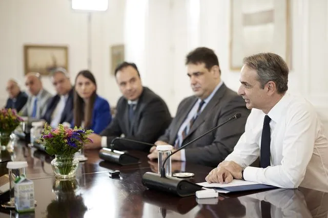 Αξιολόγηση του Δημοσίου από τους πολίτες: Ποιες υπηρεσίες θα βαθμολογούνται