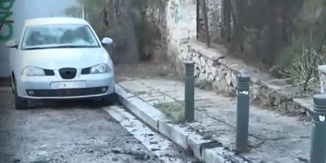 Μετς: Άνδρας εντοπίστηκε νεκρός μετά από φωτιά σε αυτοκίνητο