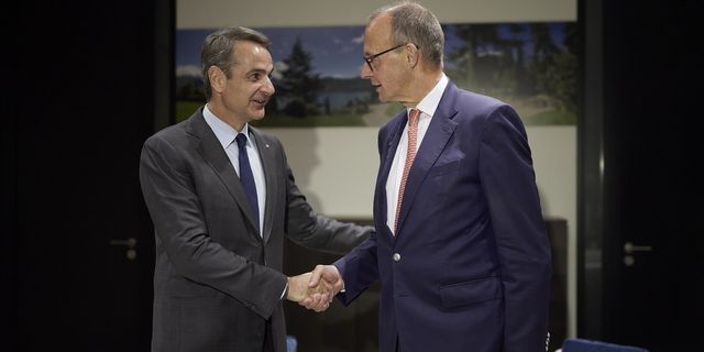 Μητσοτάκης- Μερτς: Στην ατζέντα Eurofighter και μεταναστευτικό