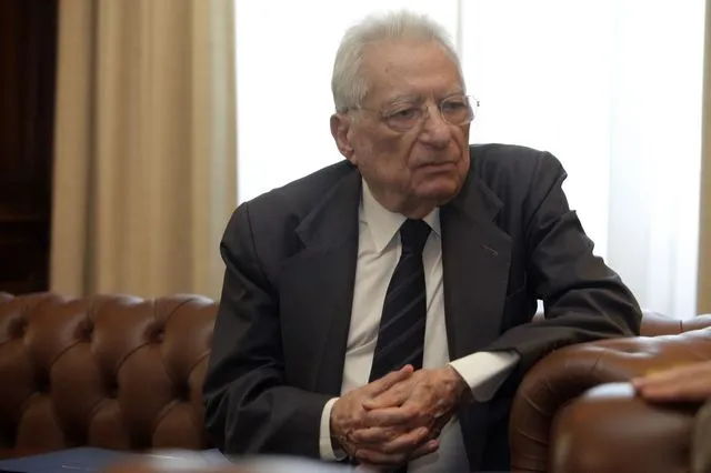 Πέθανε ο πρώην υπουργός, Πέτρος Μολυβιάτης