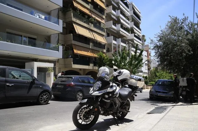 Νέα Σμύρνη: Σε κατ’ οίκον περιορισμό ο 71χρονος που σκότωσε τον γιο του