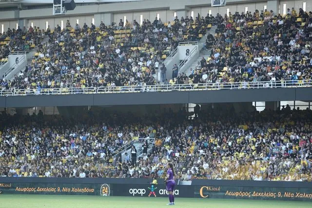 Ιστορικό ρεκόρ στο ποδόσφαιρο γυναικών με 15.000 φιλάθλους στην OPAP Arena