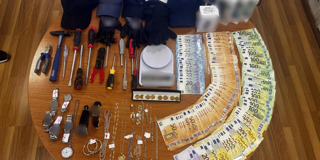 Εξαρθρώθηκε εγκληματική οργάνωση διαρρηκτών που “χτυπούσε” σπίτια σε Αττική, Ήπειρο και Δυτική Ελλάδα