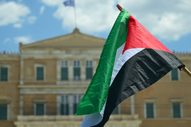 Συγκέντρωση αλληλεγγύης για την Παλαιστίνη στην πλατεία Συντάγματος