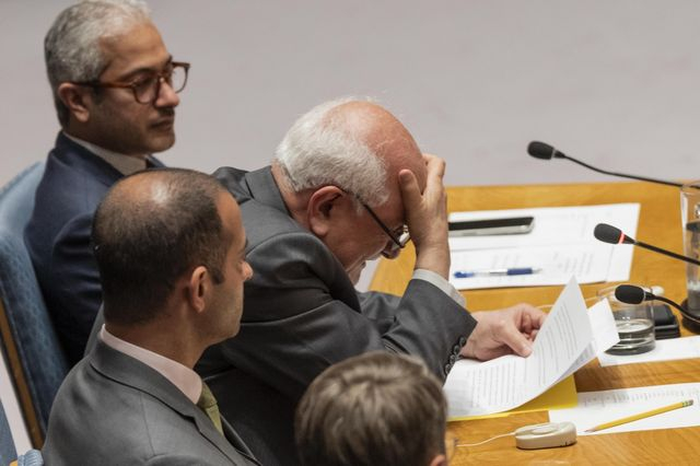 Γάζα: Ξέσπασε σε κλάματα ο Παλαιστίνιος πρέσβης στον ΟΗΕ