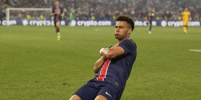 Champions League: Ο Ντουέ νίκησε τον Ζόμερ με δυνατό σουτ και έγραψε το 2-0 για την Παρί