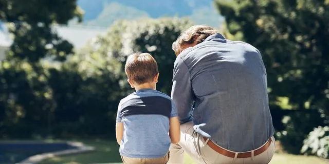 Πατέρας με το παιδί του