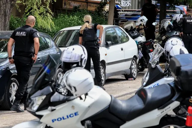 Νέα Χαλκηδόνα: Εγκληματική ενέργεια “βλέπουν” οι αρχές – Αναζητείται ο σύντροφος της 48χρονης