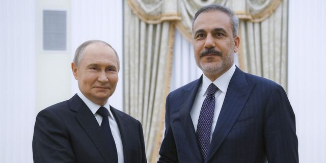 Πούτιν και Φιντάν συζήτησαν για τον πόλεμο στην Ουκρανία