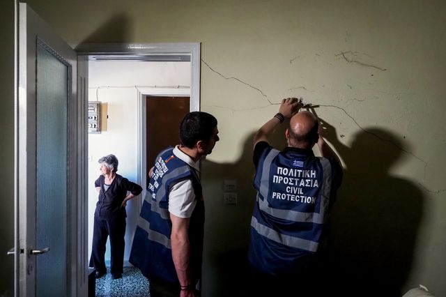 Αυτοψία στη Β. Εύβοια: Έξι σπίτια προσωρινά μη κατοικήσιμα – Κλιμάκια καταγράφουν ζημιές σε κτίρια