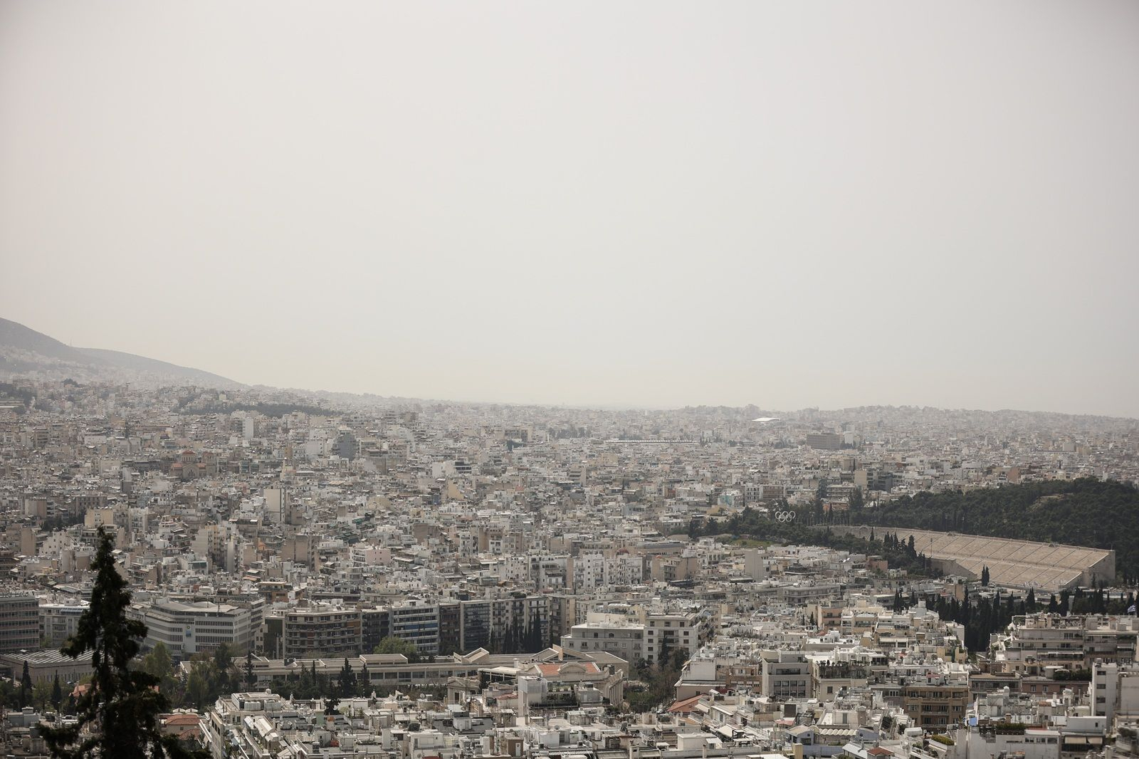 Σκόνη από τη Σαχάρα θα σκεπάσει όλη τη χώρα - Οι 4 