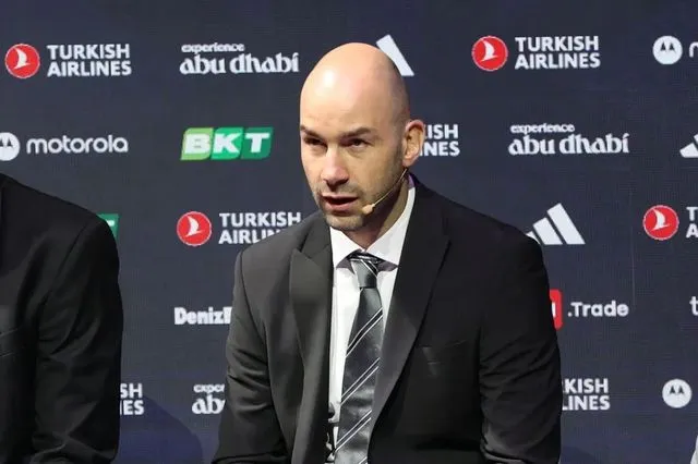 Final Four 2025-Σπανούλης: “Η αγάπη μου είναι απερίγραπτη για τον Ολυμπιακό, δύσκολο να είμαστε αντίπαλοι”