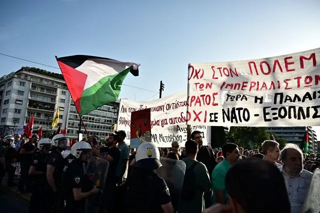 Συγκέντρωση αλληλεγγύης στην Παλαιστίνη στο Σύνταγμα