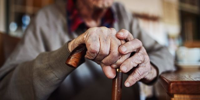 Θεσσαλονίκη: 93χρονος χτύπησε με μπαστούνι την 86χρονη σύζυγό του