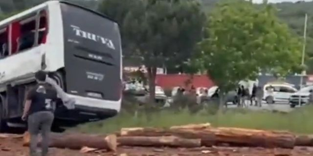 Τουρκία: Οκτώ νεκροί και 20 τραυματίες σε καραμπόλα τριών οχημάτων στο Τσανάκαλε