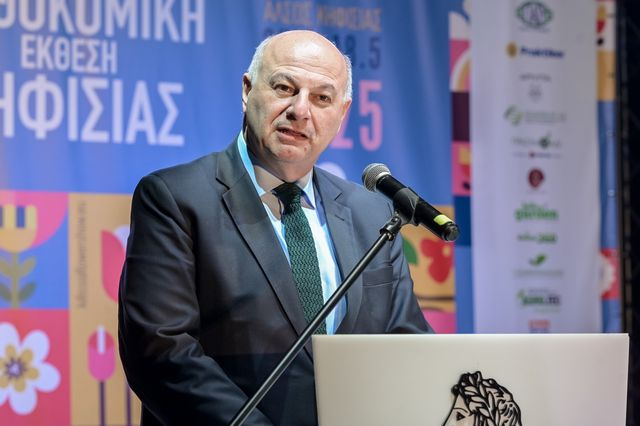 O Κώστας Τσιάρας