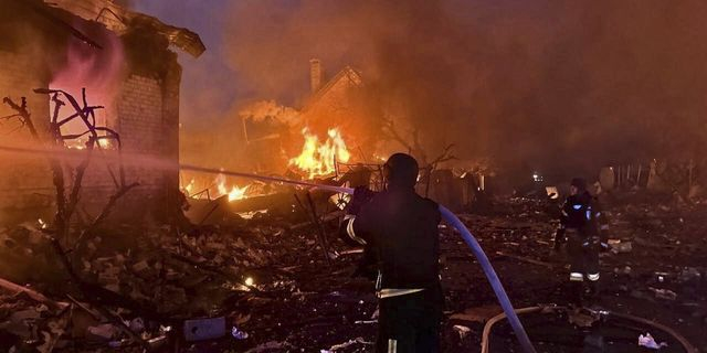 Τρίτη συνεχόμενη νύχτα σφοδρών ρωσικών επιδρομών στην Ουκρανία