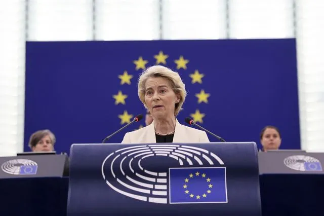Pfizergate: Ώρα της κρίσης για φον ντερ Λάιεν και τα μηνύματα με Μπουρλά