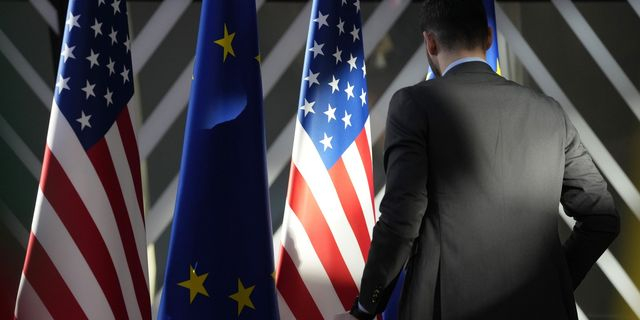 FT: ΗΠΑ και ΕΕ ξεκίνησαν νέες συνομιλίες για τους δασμούς – “Σπάει” το αδιέξοδο