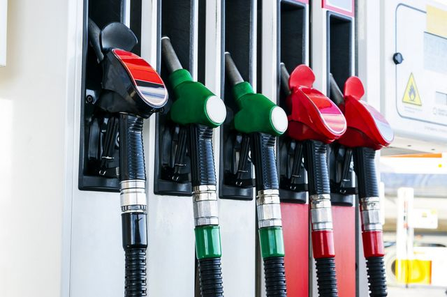 ΑΑΔΕ: Λουκέτο σε 5 πρατήρια καυσίμων και άλλα 5 στο μικροσκόπιο