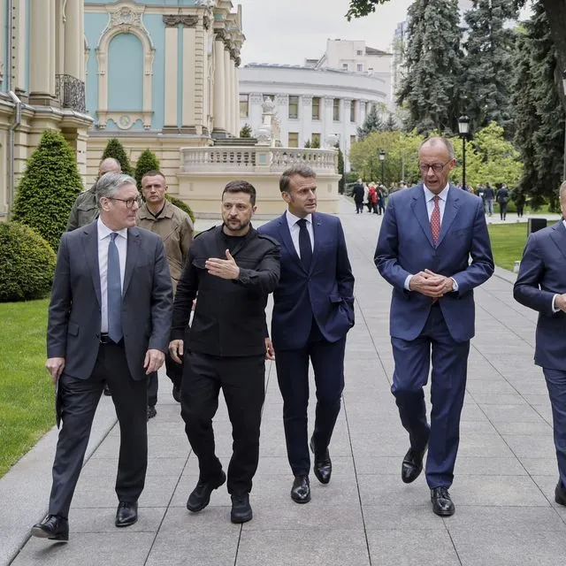 Η Ευρώπη χάνει τον έλεγχο – Ο Τραμπ υπαγορεύει την ατζέντα για Ουκρανία και Ρωσία