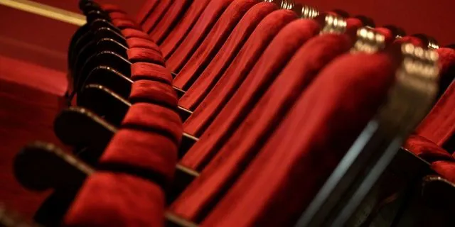 Ποιες παραστάσεις αναβάλλονται την Παρασκευή λόγω απεργίας των ηθοποιών