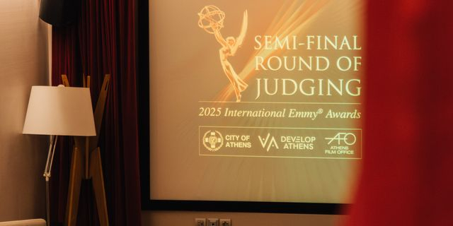 Μια κατηγορία των Διεθνών Βραβείων Emmy ψηφίζεται στην Αθήνα – Η επιτροπή μιλά στο NEWS 24/7
