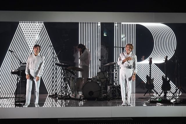 Οι AIR στο NEWS 24/7: “Ennio Morricone & Kraftwerk; Ναι, κανείς δεν το είχε σκεφτεί μέχρι τότε…”