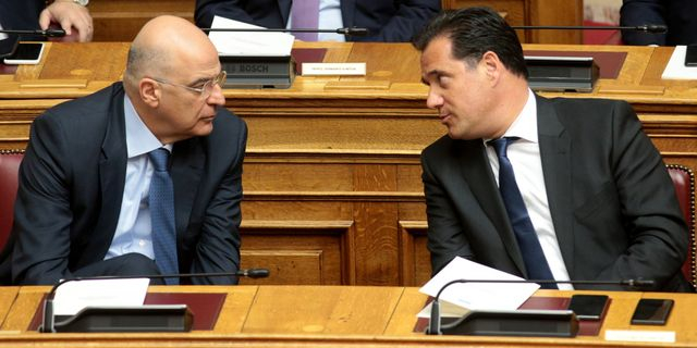 Ναυμαχία δελφίνων της ΝΔ μέσω Λιβύης