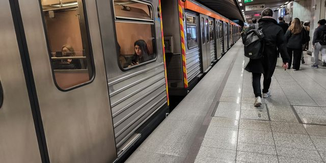 Συρμός μετρό