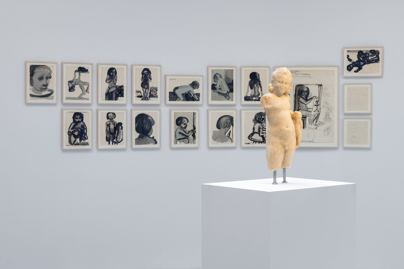 Cycladic Blues: H Marlene Dumas σε έναν υπαρξιακό διάλογο με την αρχαιότητα
