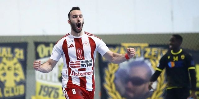 ΑΕΚ – Ολυμπιακός 27-32: Οι ερυθρόλευκοι με εμφάνιση πρωταθλητή, απέκτησαν προβάδισμα στη μάχη του τίτλου