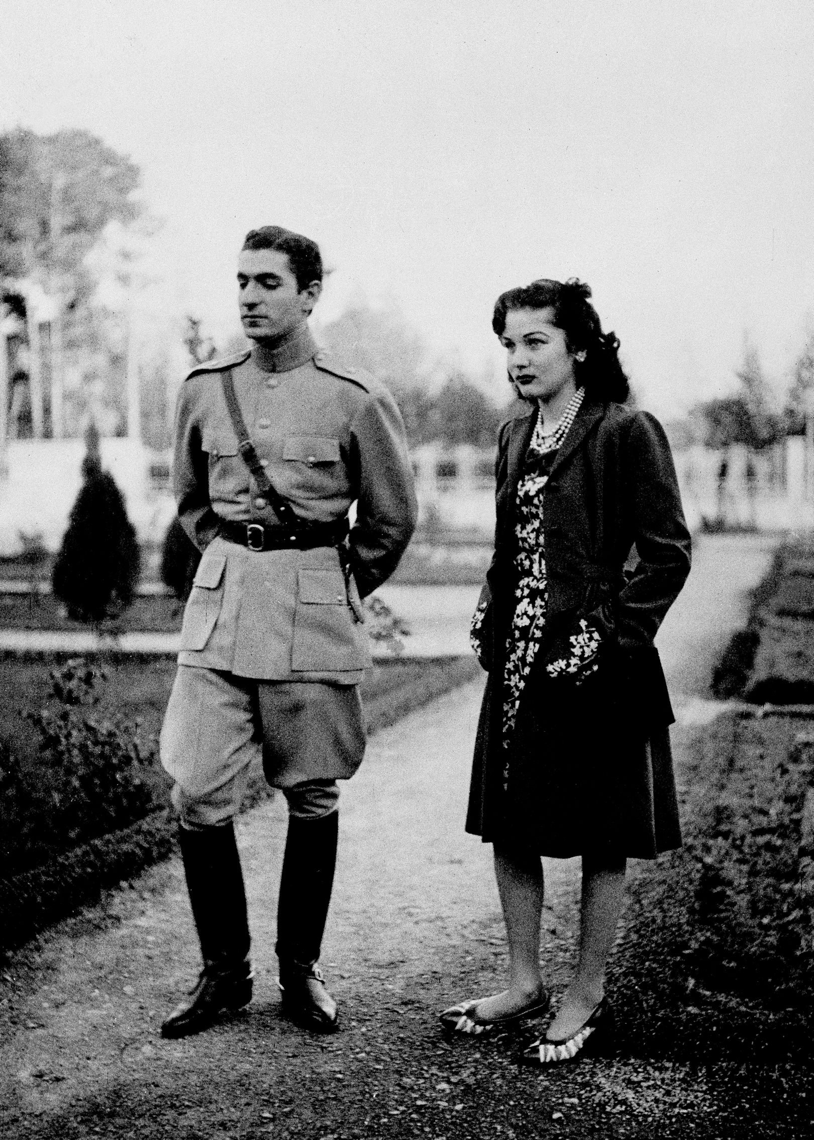 Ο Mohammad Reza Pahlavi με τη σύζυγό του, αυτοκράτειρα Fawzia