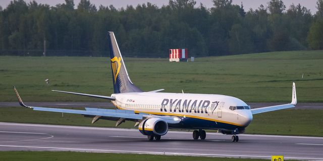 Καλαμάτα: Αεροσκάφος της Ryanair προσέκρουσε σε κιγκλίδωμα κατά την προσγείωση