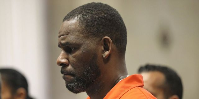 R. Kelly: Εσπευσμένα στο νοσοκομείο – Ισχυρίζεται ότι του χορηγήθηκε υπερβολική δόση φαρμάκου