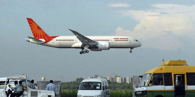 Ινδία: Αεροσκάφος της Air India επέστρεψε στο Χονγκ Κονγκ έπειτα από τεχνικό πρόβλημα
