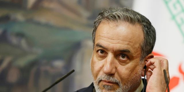 Αραγτσί κατά Τραμπ: “Ασεβής και απαράδεκτη” η τοποθέτησή του για τον Χαμενεΐ