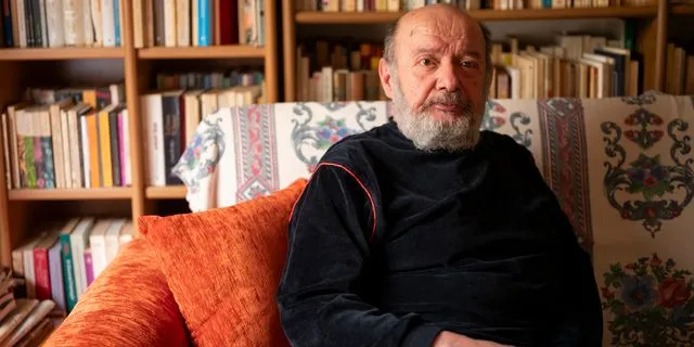 Ο Βασίλης Παπαβασιλείου