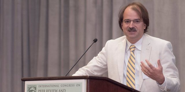 Ο καθηγητής του Πανεπιστημίου Stanford John Ioannidis
