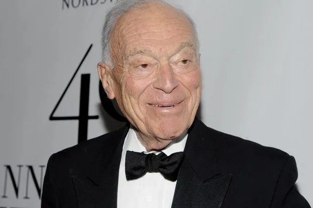 Leonard Lauder: Πέθανε ο οραματιστής πίσω από την αυτοκρατορία Estée Lauder