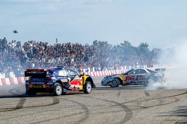 To Red Bull Showrun by ALUMIL ταρακούνησε την Αθήνα