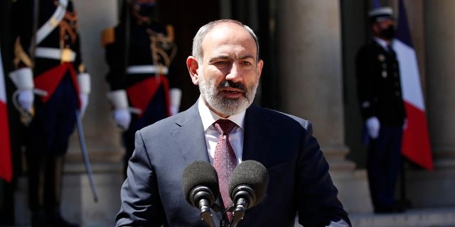 Αρμενία: Απετράπη απόπειρα πραξικοπήματος – Για σχέδιο εγκληματία ολιγάρχη κληρικού μιλά ο Πασινιάν