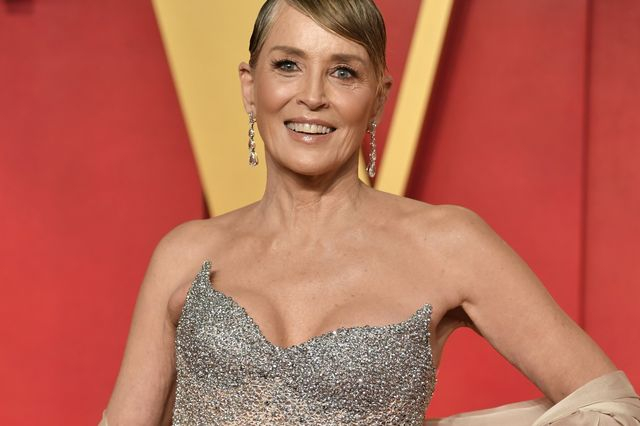 Η Sharon Stone έκανε στα 67 της την πιο αποκαλυπτική φωτογράφιση της καριέρας της