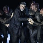 Είδαμε την Αντιγόνη του Ράσε στην Επίδαυρο: Όταν η τραγωδία περιστρέφεται γύρω από τον εαυτό της