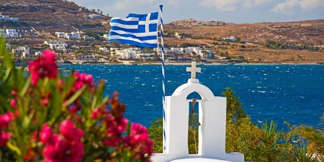 Καιρός: Θυελλώδεις άνεμοι και πτώση θερμοκρασίας μετά τον καύσωνα