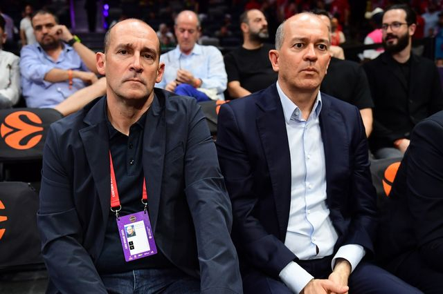 Ο Ολυμπιακός εμμένει στην απόφασή του να μην παραστεί στο ραντεβού με Βρούτση και Γιαννακόπουλο