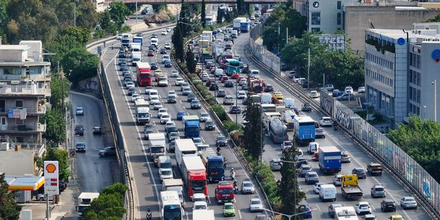 Τριήμερο Αγίου Πνεύματος: Μαζική έξοδος των εκδρομέων – Έφυγαν γεμάτα τα πλοία